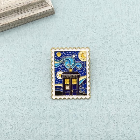 🍏50% OFF/3+...Starry Night Police Box Stamp Pin - Picture 1 of 9